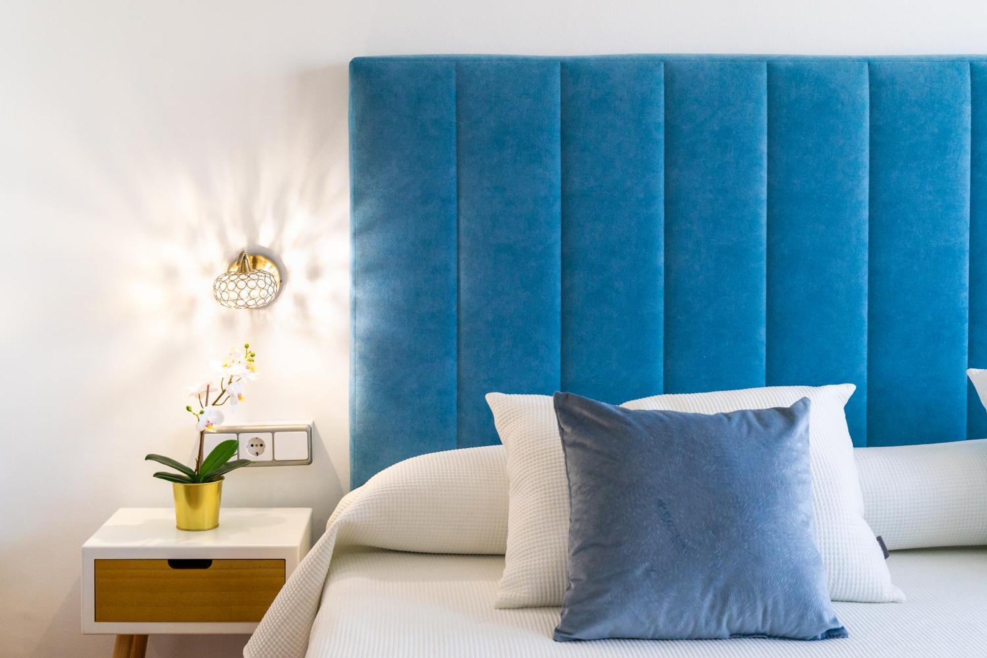 Hotel Puerta De กาซอร์ลา ภายนอก รูปภาพ