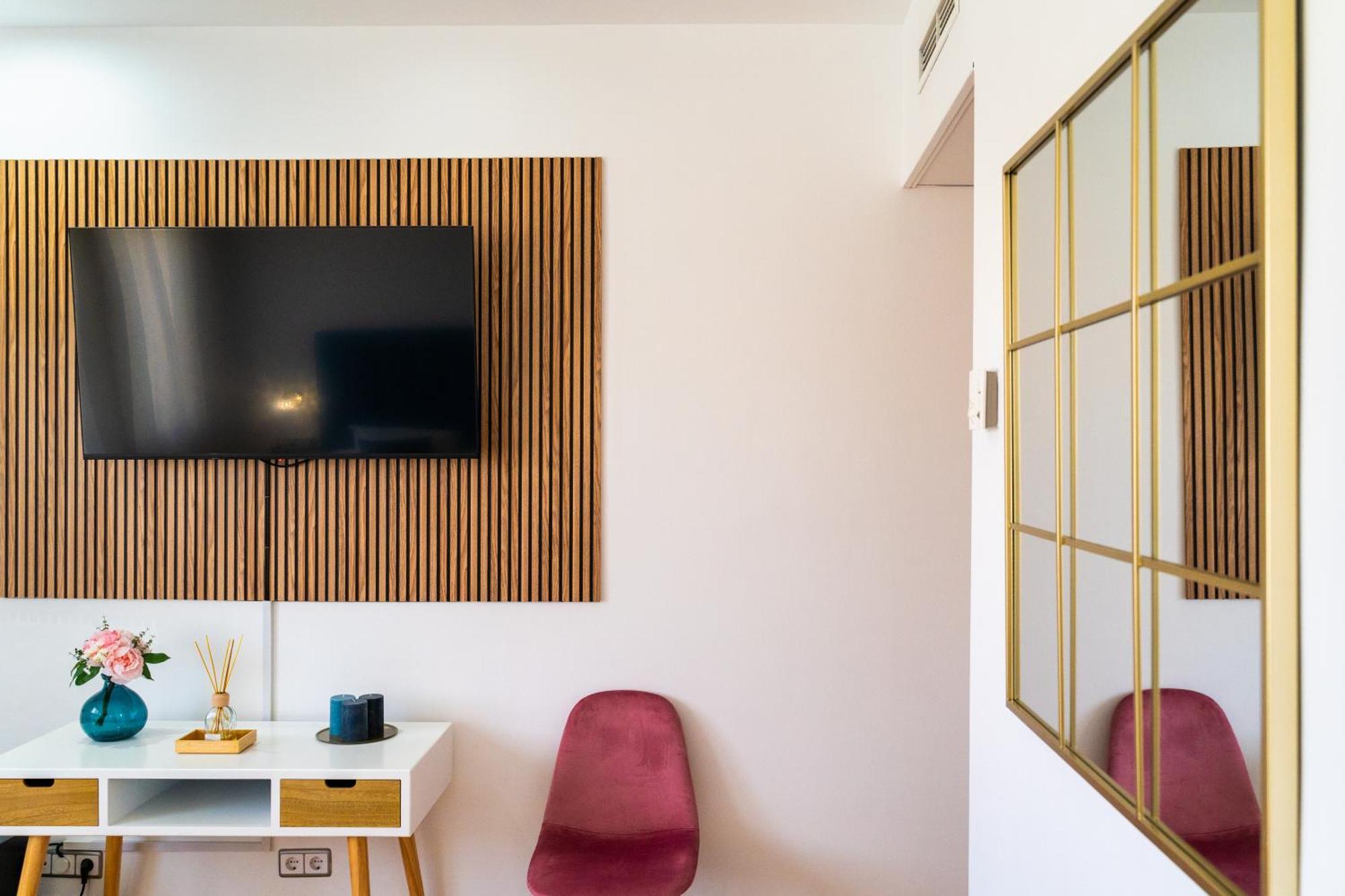 Hotel Puerta De กาซอร์ลา ภายนอก รูปภาพ